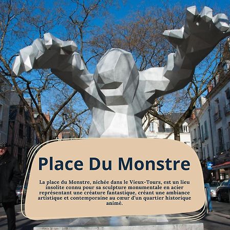 L'Oeillet - Place Plumereau Tours Esterno foto